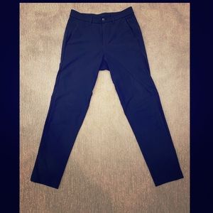 BLACK LULU LEMON COMMISSIONER SLIM PANTS!! Size 28